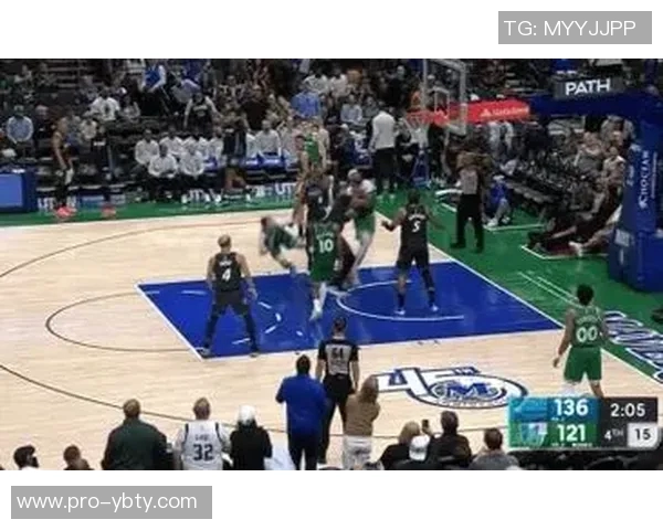 弗拉格自满19岁以来三分球命中率惊人仅投丢一次引发热议